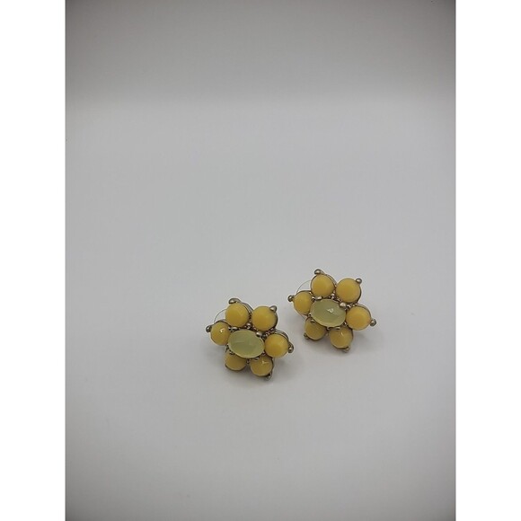 Vintage Earrings Pierced Stud Yellow Flower Jewelry Costume - Picture 14 of 16